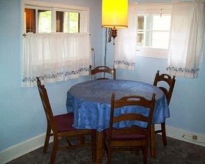 фото отеля Edgewater Inn & Cottages