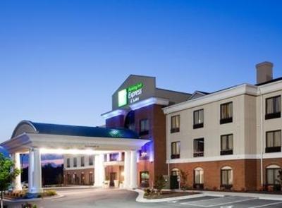 фото отеля Holiday Inn Express Suites Greensboro East