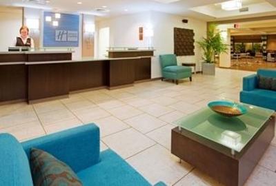 фото отеля Holiday Inn Express Suites Greensboro East