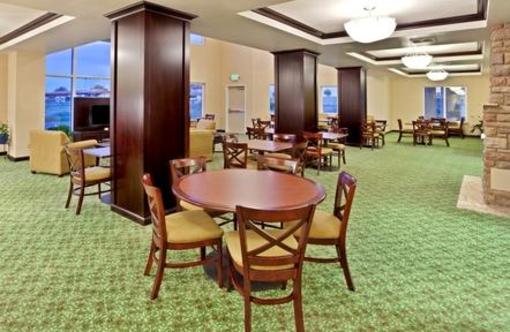 фото отеля Holiday Inn Express Hotel & Suites Ontario