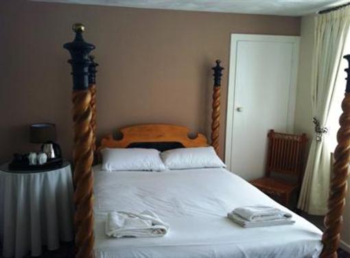 фото отеля Alfies Hotel