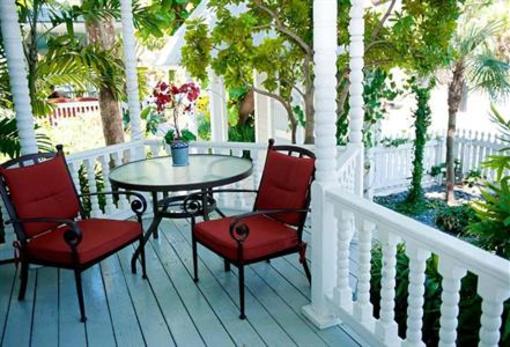 фото отеля La Mer Hotel and Dewey House