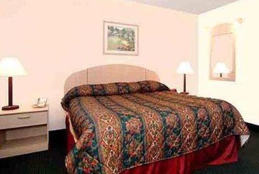 фото отеля Econo Lodge Inn & Suites Socorro