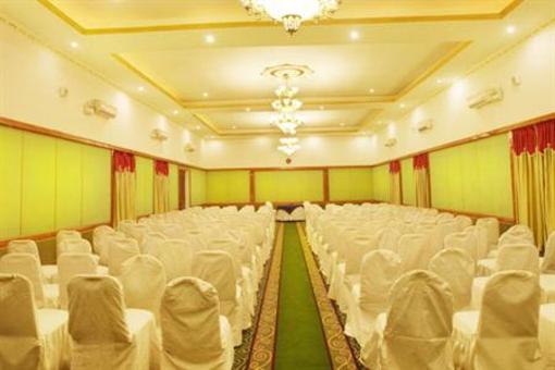 фото отеля Jayamahal Palace Hotel Bangalore
