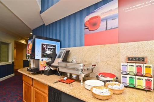 фото отеля Best Western Plus All Suites Inn