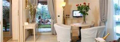 фото отеля Baia dei Faraglioni Beach Resort