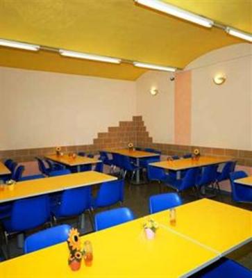 фото отеля Westend City Hostel