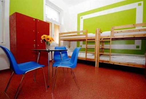 фото отеля Westend City Hostel
