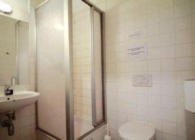 фото отеля Westend City Hostel