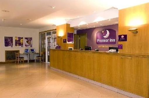 фото отеля Premier Inn Cardiff North