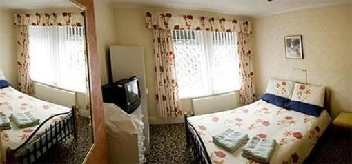 фото отеля Hazelwood Guest House Blackpool