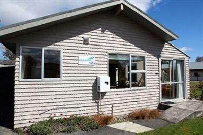 фото отеля Edgewater Motel Te Anau