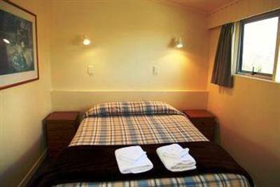 фото отеля Edgewater Motel Te Anau
