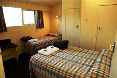 фото отеля Edgewater Motel Te Anau