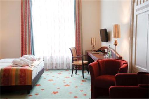 фото отеля Stadthotel Stern Wismar
