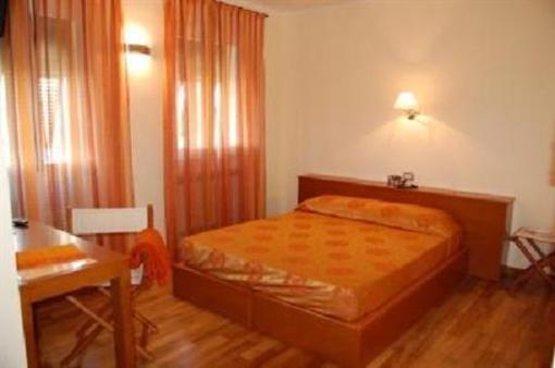 фото отеля Oasi Hotel Levanto