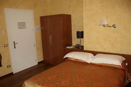 фото отеля Oasi Hotel Levanto