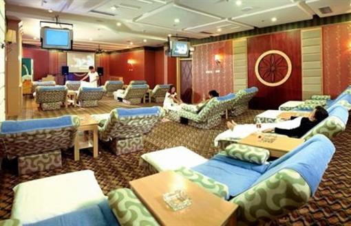 фото отеля Happy Holiday Hotel