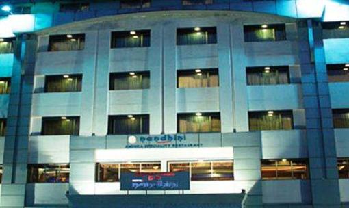 фото отеля Hotel Nandhini St Marks Rd.