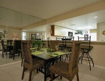 фото отеля Wind Drift Condominiums Orange Beach