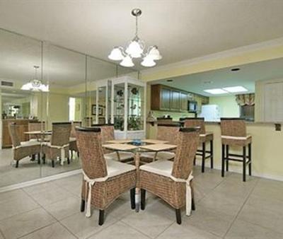 фото отеля Wind Drift Condominiums Orange Beach