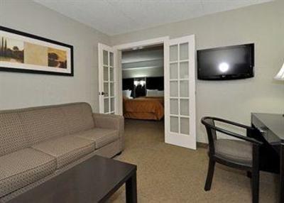 фото отеля Comfort Inn Airport West