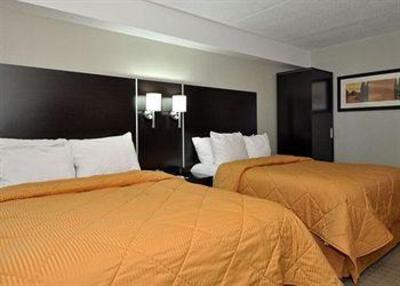 фото отеля Comfort Inn Airport West