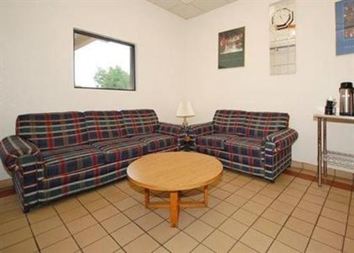 фото отеля Econo Lodge Airport Kansas City