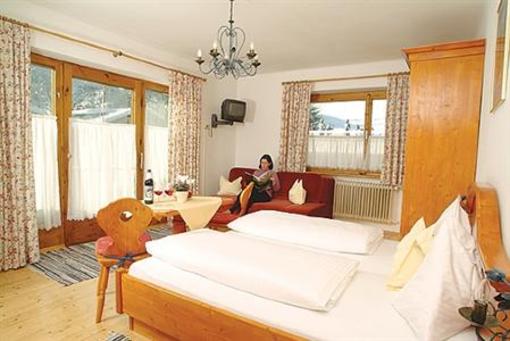 фото отеля Hotel Garni Pension Hubertus