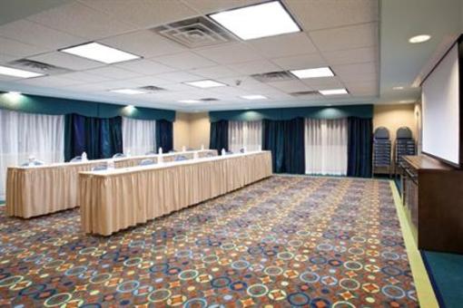 фото отеля Holiday Inn Express - Balloon Fiesta Park