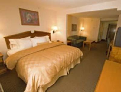 фото отеля Days Inn & Suites DIA-Denver International Airport