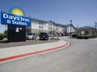 фото отеля Days Inn & Suites DIA-Denver International Airport