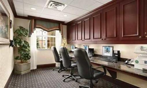 фото отеля Homewood Suites by Hilton Toronto-Oakville
