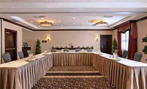 фото отеля Homewood Suites by Hilton Toronto-Oakville