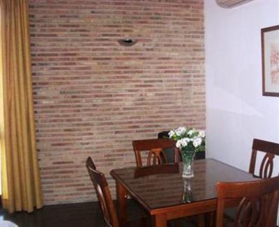 фото отеля Apartamentos Turisticos Santa Ana Granada