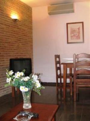 фото отеля Apartamentos Turisticos Santa Ana Granada
