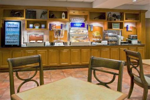 фото отеля Holiday Inn Express Hotel & Suites Dunedin (Florida)