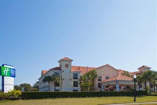 фото отеля Holiday Inn Express Hotel & Suites Dunedin (Florida)