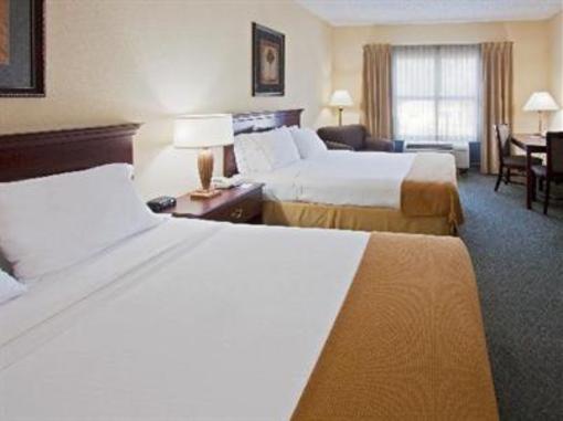 фото отеля Holiday Inn Express Hotel & Suites Dunedin (Florida)