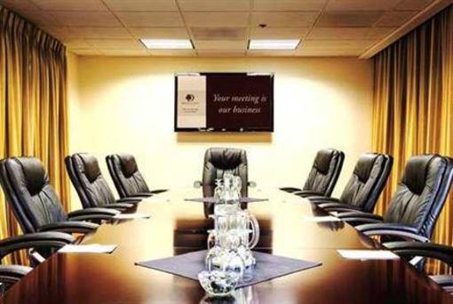фото отеля DoubleTree by Hilton Bakersfield