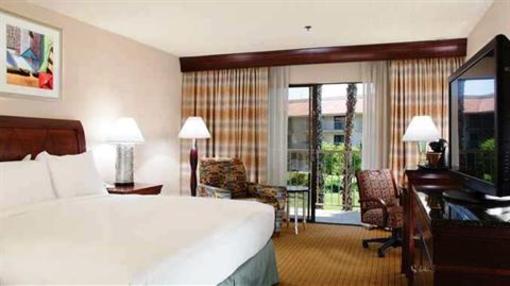 фото отеля DoubleTree by Hilton Bakersfield