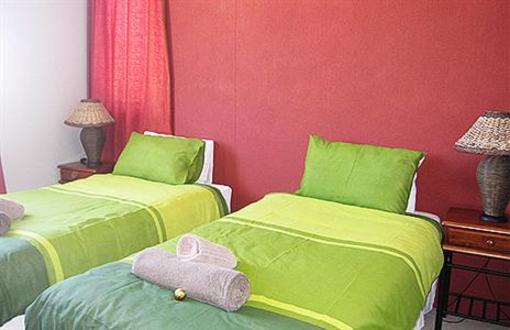 фото отеля Nkosi Sikeleli i'Africa Guesthouses