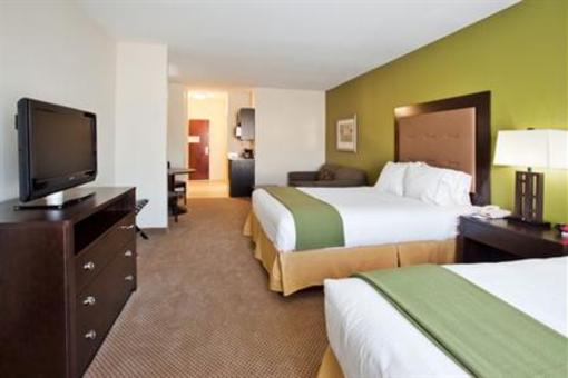 фото отеля Holiday Inn Express Hotel & Suites Savannah-Midtown