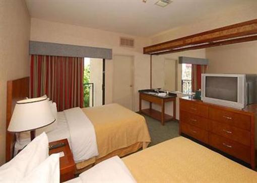 фото отеля Clarion Hotel Anaheim Resort