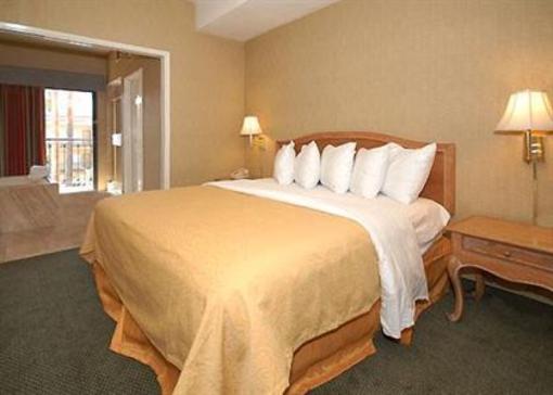 фото отеля Clarion Hotel Anaheim Resort