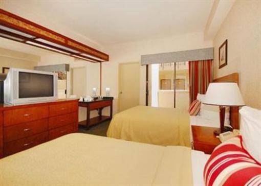 фото отеля Clarion Hotel Anaheim Resort