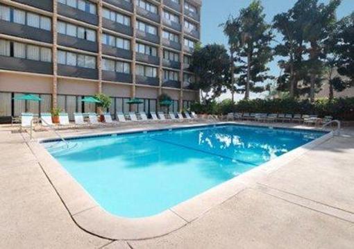 фото отеля Clarion Hotel Anaheim Resort