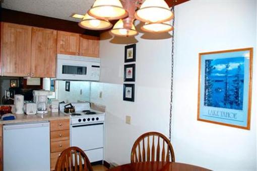 фото отеля Marina Lodge Tahoe City