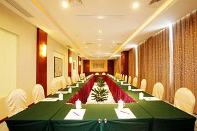 фото отеля Yangzhou Renjia International Hotel