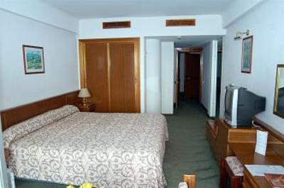 фото отеля Golden Tulip Anezi Hotel